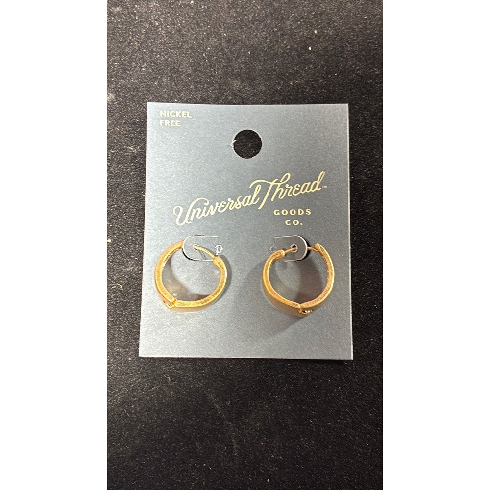 Universal Thread Gold Tone Hinge Hoop Earrings NWT Nickel Free Jewelry NEW